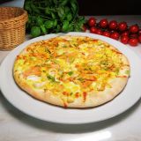 32 cm Pizza Pollo e curry - smetana, mozzarella, šunka,  kuřecí maso, kukuřice, pórek, kari